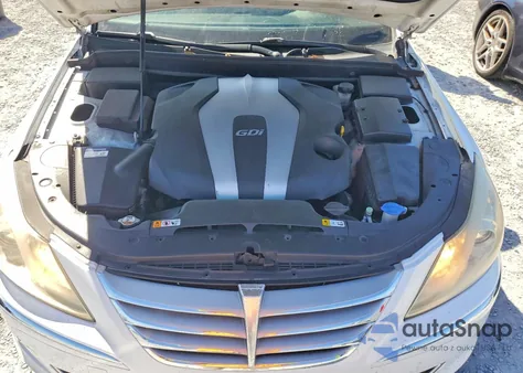 2013 Hyundai Genesis 3.8L from USA, damaged, VIN KMHGC4DD8DU257671